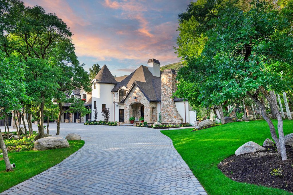 The Estate in Sandy is a luxurious home that has undergone a throughout extensive remodel now available for sale. This home located at 3271 E Deer Hollow Dr S, Sandy, Utah; offering 05 bedrooms and 11 bathrooms with 12,931 square feet of living spaces.