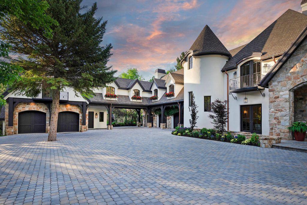 The Estate in Sandy is a luxurious home that has undergone a throughout extensive remodel now available for sale. This home located at 3271 E Deer Hollow Dr S, Sandy, Utah; offering 05 bedrooms and 11 bathrooms with 12,931 square feet of living spaces.