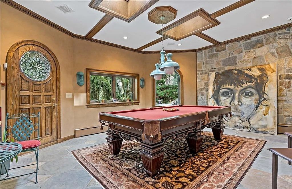 The Estate in Westport is a luxurious home featuring amazing indoor/outdoor flow, hidden rooms and unique character now available for sale. This home located at 47 Charcoal Hill Rd, Westport, Connecticut; offering 06 bedrooms and 08 bathrooms with 11,000 square feet of living spaces.