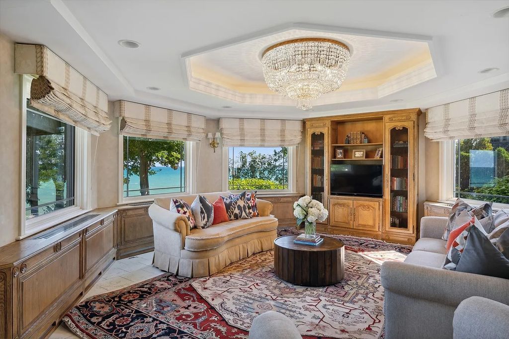 The Villa in Winnetka features incredible manicured resort level grounds accented with a full 2 story cabana house, now available for sale. This home located at 445 Sheridan Rd, Winnetka, Illinois