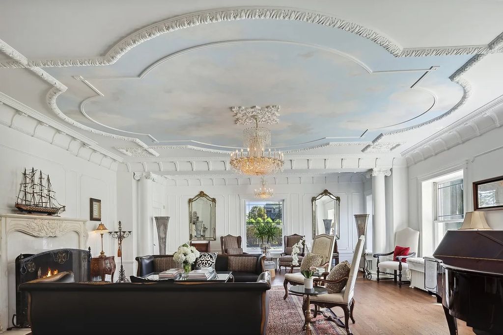 The Villa in Winnetka features incredible manicured resort level grounds accented with a full 2 story cabana house, now available for sale. This home located at 445 Sheridan Rd, Winnetka, Illinois