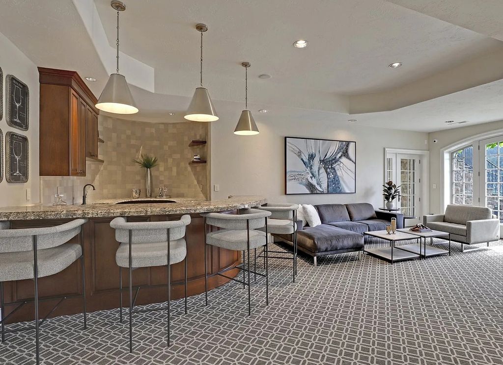 The House in Lake Oswego is ready for entertaining w/stunning kitchen, great room, & formal dining, now available for sale. This home located at 3232 Lakeview Blvd, Lake Oswego, Oregon