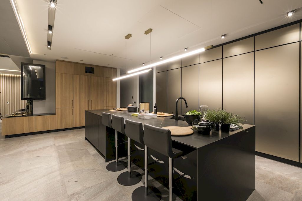 Victoria Residence in South Africa by Nico van der Meulen Architects