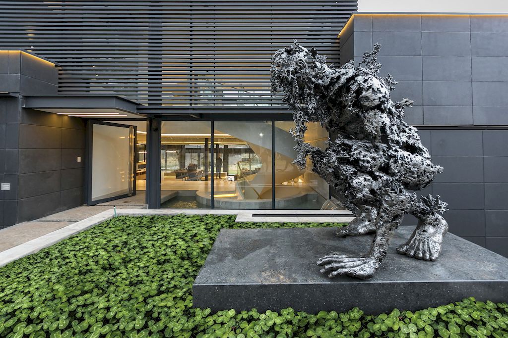 Victoria Residence in South Africa by Nico van der Meulen Architects