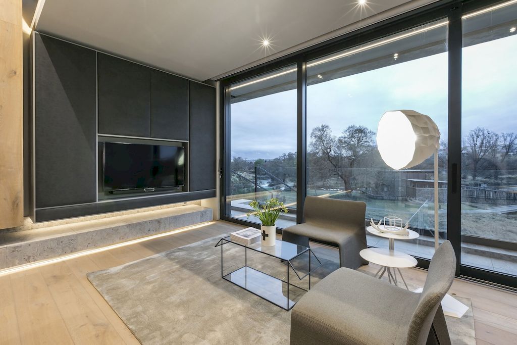 Victoria Residence in South Africa by Nico van der Meulen Architects