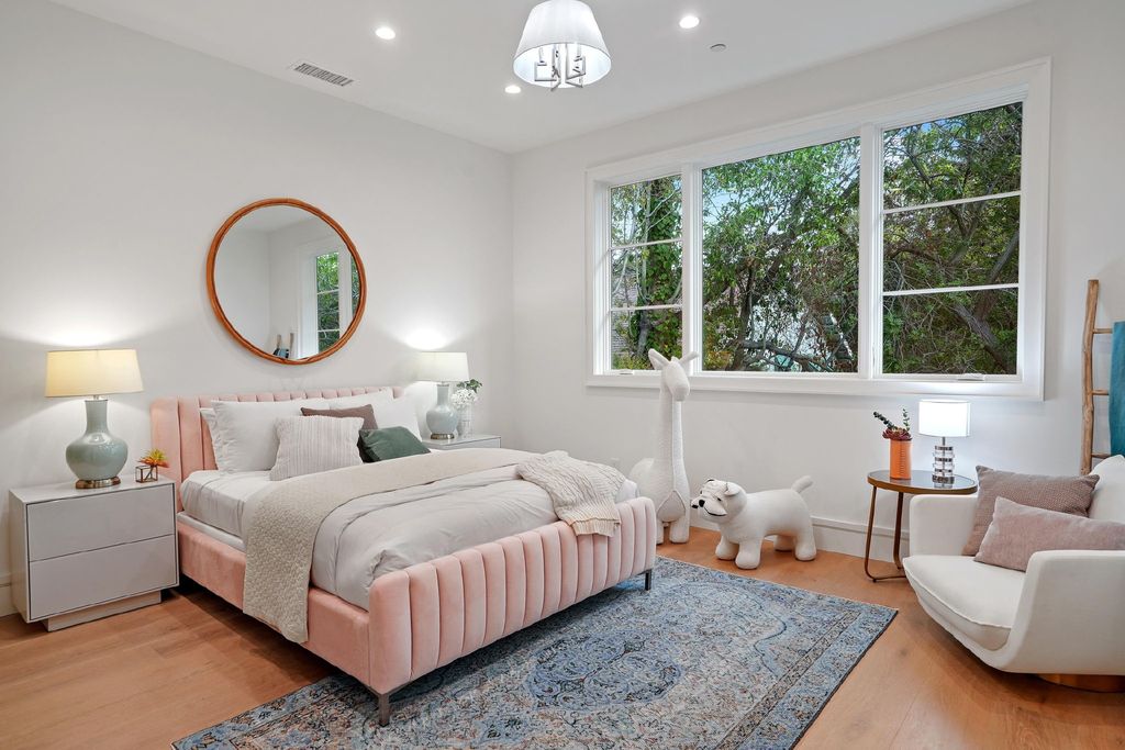 430 S Bundy Drive, Los Angeles, California is a masterpiece of both design and function on a rare half-acre lot blending sophisticated East Coast style and modern California flair.
