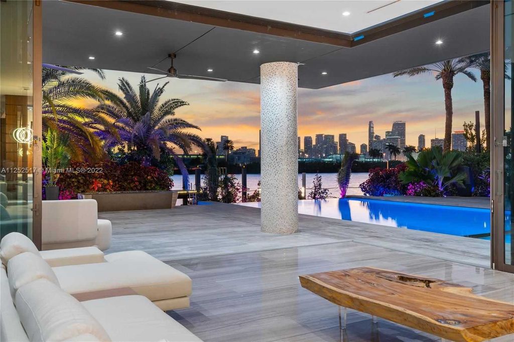 158 Palm Avenue, Miami Beach, Florida is a new construction masterpiece in one of the most coveted Miami Beach gated communities with 100' water frontage, stunning bay and skyline views.