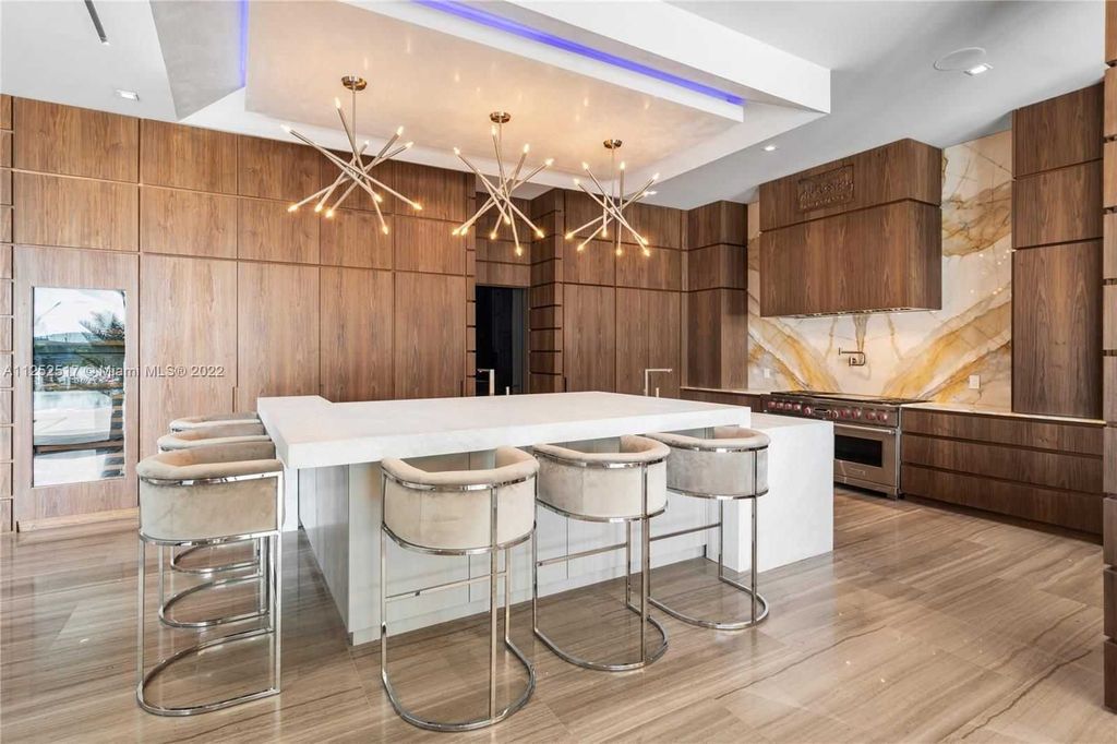 158 Palm Avenue, Miami Beach, Florida is a new construction masterpiece in one of the most coveted Miami Beach gated communities with 100' water frontage, stunning bay and skyline views.