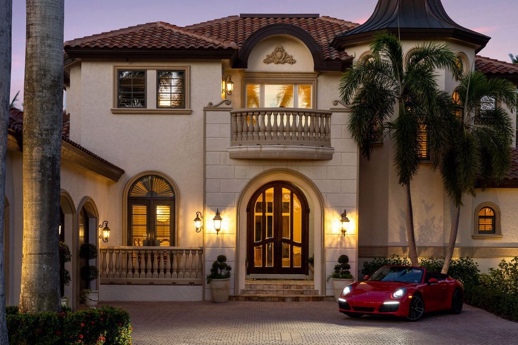 2539 Escada Court, Naples, Florida is a custom-built estate just minutes to world class beaches, shopping and fine dining with picturesque pool and lake views from just about every room.