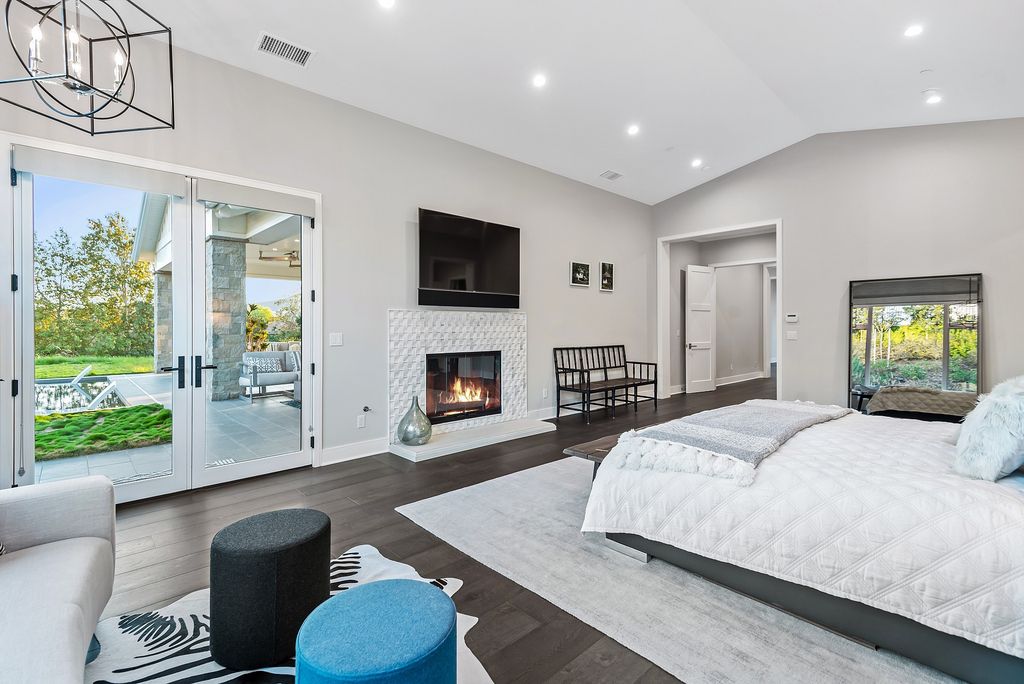 1781 Miller Ranch Drive, Thousand Oaks, California is an epic single story estate with resort quality grounds are simply perfect boasting a full sized basketball court, custom pool and spa.