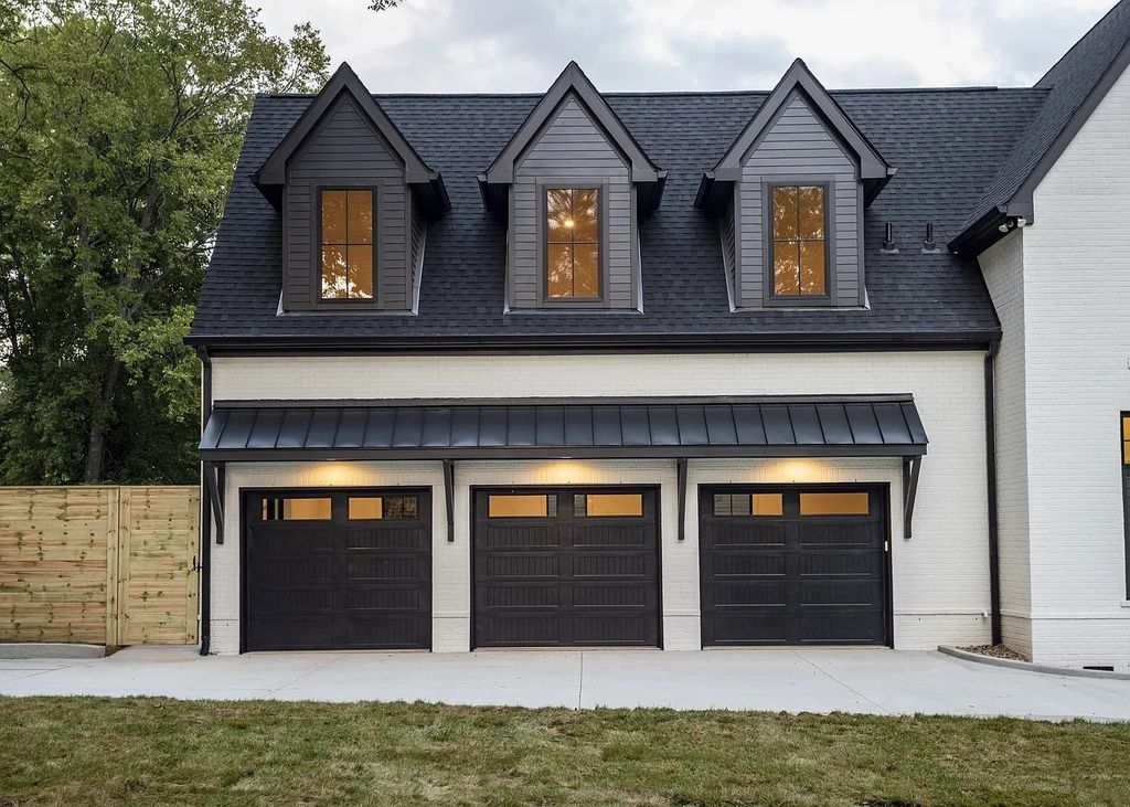 The Home in Nashville is designed by David Baird, & styled by Marcelle Guibeau, now available for sale. This home located at 3612B Woodmont Blvd, Nashville, Tennessee