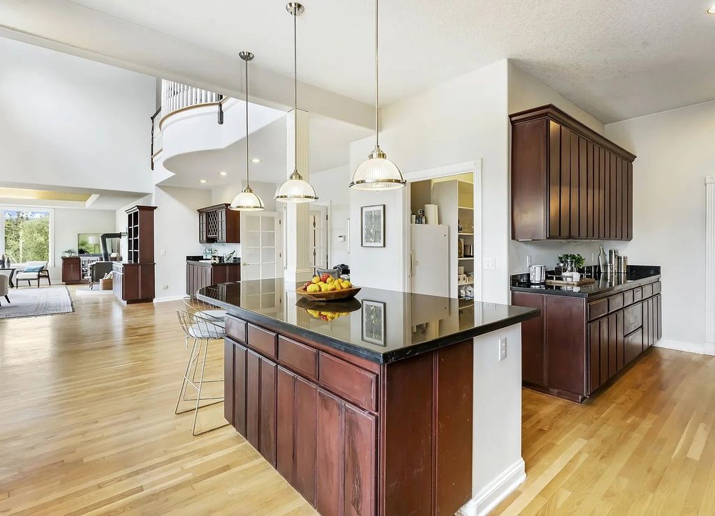 The Estate in Portland is a luxurious home commanding breathtaking panoramic views of 3 mountains now available for sale. This home located at 17010 NW Sheltered Nook Rd, Portland, Oregon; offering 06 bedrooms and 06 bathrooms with 7,719 square feet of living spaces.
