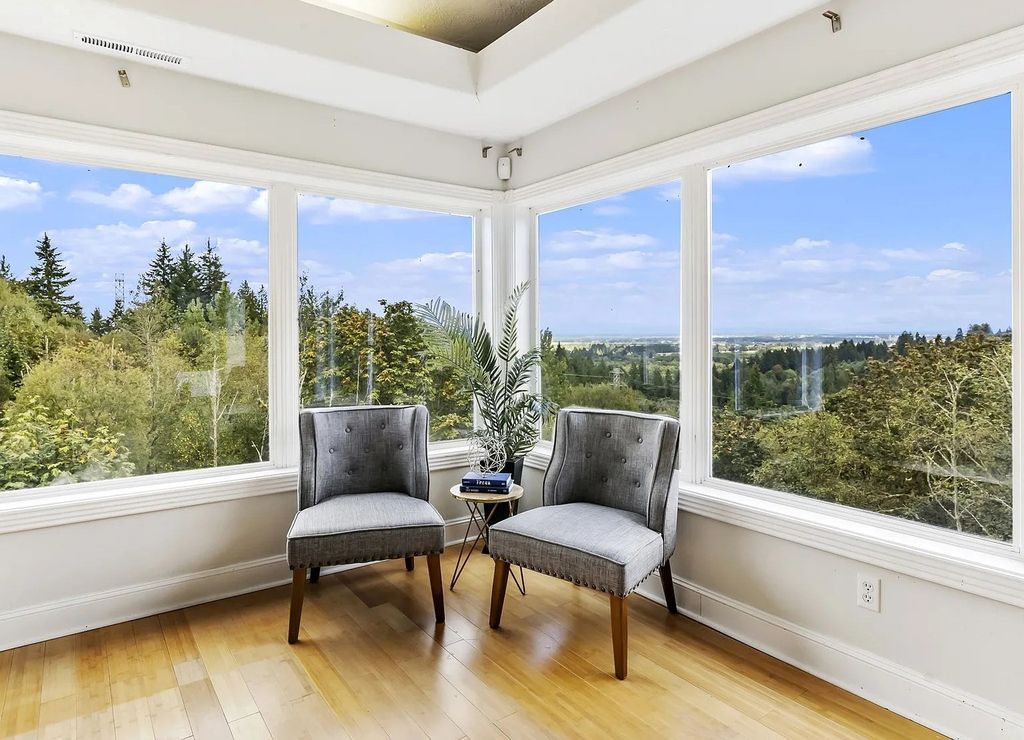 The Estate in Portland is a luxurious home commanding breathtaking panoramic views of 3 mountains now available for sale. This home located at 17010 NW Sheltered Nook Rd, Portland, Oregon; offering 06 bedrooms and 06 bathrooms with 7,719 square feet of living spaces.