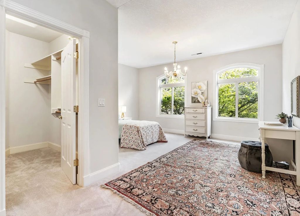 The Estate in Portland is a luxurious home commanding breathtaking panoramic views of 3 mountains now available for sale. This home located at 17010 NW Sheltered Nook Rd, Portland, Oregon; offering 06 bedrooms and 06 bathrooms with 7,719 square feet of living spaces.