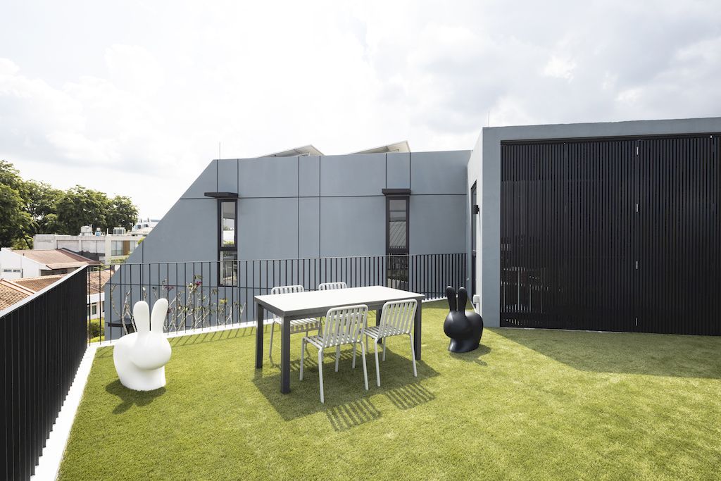 House at Shelford Road a Prominent Home in Singapore by Designshop 20