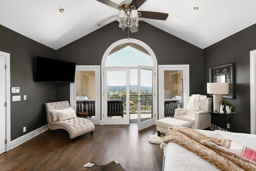 The Estate in Thompsons Station is a luxurious home fully renovated and boasts breathtaking views from every room now available for sale. This home located at 5670 Carters Creek Pike, Thompsons Station, Tennessee; offering 05 bedrooms and 06 bathrooms with 5,362 square feet of living spaces. 
