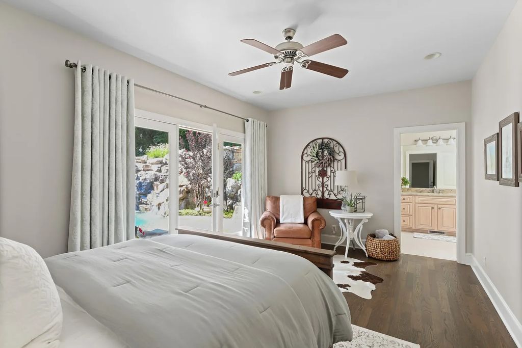The Estate in Thompsons Station is a luxurious home fully renovated and boasts breathtaking views from every room now available for sale. This home located at 5670 Carters Creek Pike, Thompsons Station, Tennessee; offering 05 bedrooms and 06 bathrooms with 5,362 square feet of living spaces. 