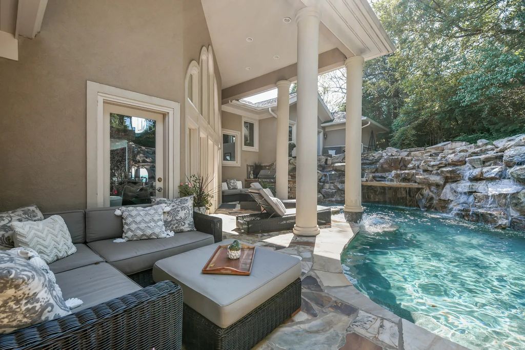 The Estate in Thompsons Station is a luxurious home fully renovated and boasts breathtaking views from every room now available for sale. This home located at 5670 Carters Creek Pike, Thompsons Station, Tennessee; offering 05 bedrooms and 06 bathrooms with 5,362 square feet of living spaces. 