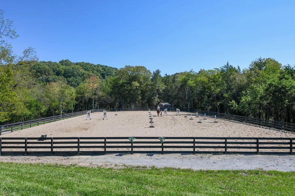 The Estate in Thompsons Station is a luxurious home fully renovated and boasts breathtaking views from every room now available for sale. This home located at 5670 Carters Creek Pike, Thompsons Station, Tennessee; offering 05 bedrooms and 06 bathrooms with 5,362 square feet of living spaces. 