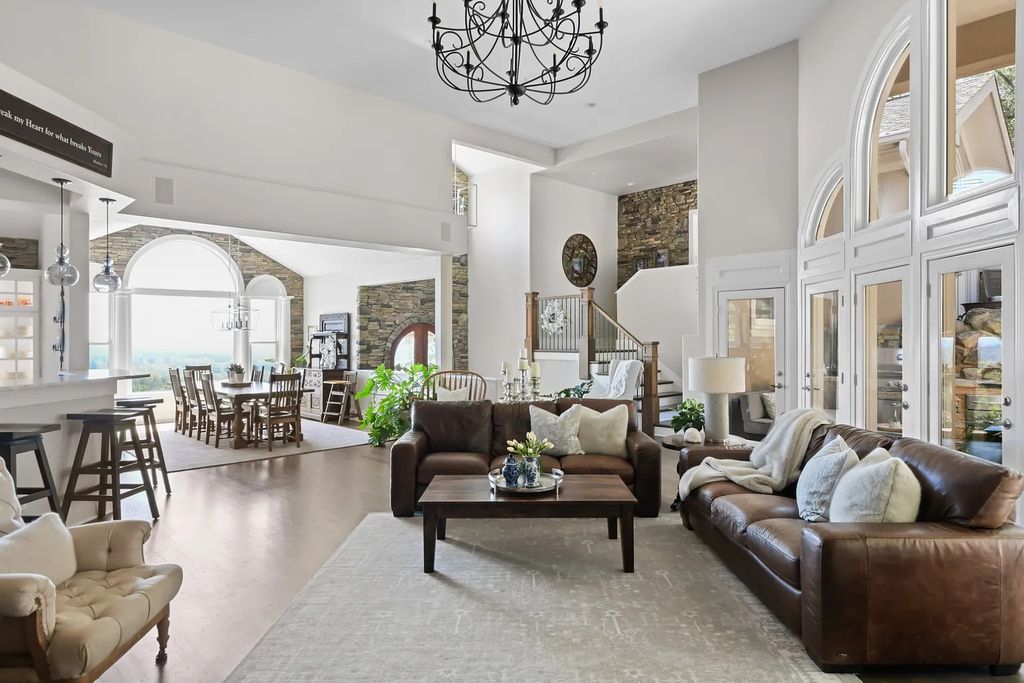 The Estate in Thompsons Station is a luxurious home fully renovated and boasts breathtaking views from every room now available for sale. This home located at 5670 Carters Creek Pike, Thompsons Station, Tennessee; offering 05 bedrooms and 06 bathrooms with 5,362 square feet of living spaces. 