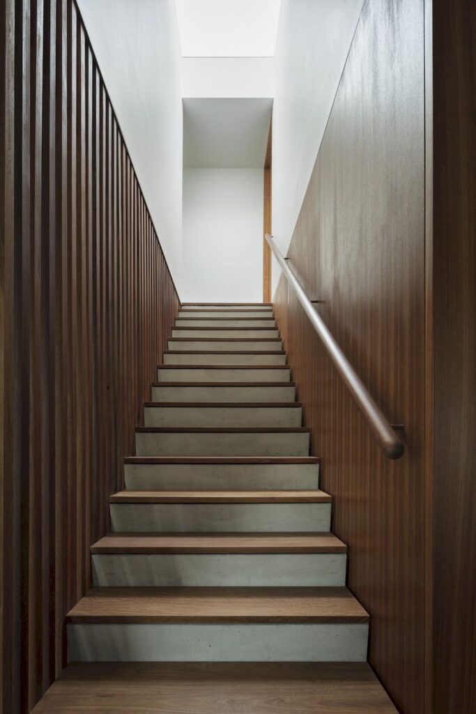 Little Manly House with Contemporary Architecture Design by CHROFI 4