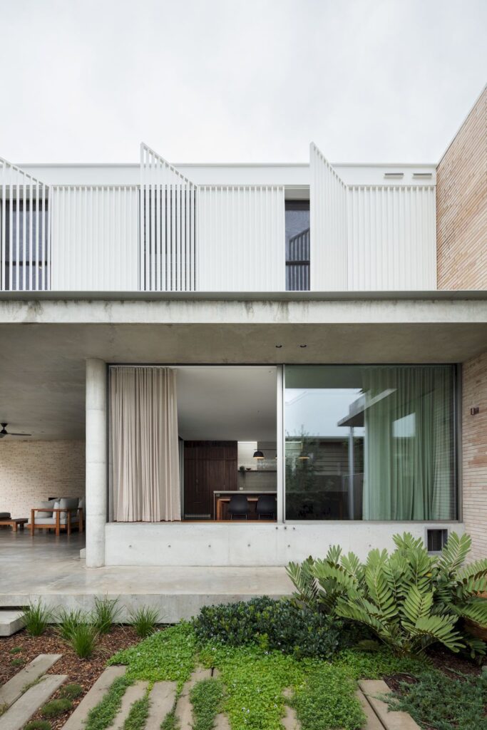 Little Manly House with Contemporary Architecture Design by CHROFI 8