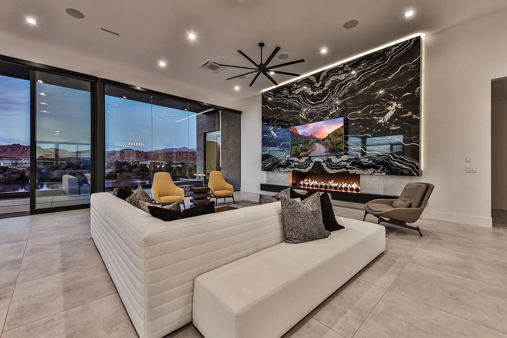 2399 N Kiva Trail, Saint George, Utah is a truly one of a kind contemporary estate sits 28 feet above the street below, boasts 360 degree views, including a picture perfect framing of Snow Canyon, Red Mountain, Pine Valley Mountain, Movie Rock, and the Kachina Cliffs.