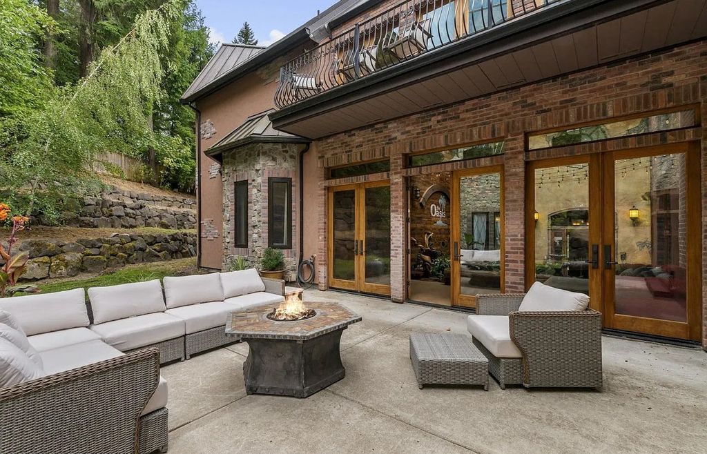 The Estate in Portland is a luxurious home fully furnished with vineyard and underground wine cellar now available for sale. This home located at 14125 NW Germantown Rd, Portland, Oregon; offering 06 bedrooms and 06 bathrooms with 13,000 square feet of living spaces.