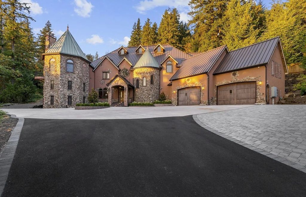 The Estate in Portland is a luxurious home fully furnished with vineyard and underground wine cellar now available for sale. This home located at 14125 NW Germantown Rd, Portland, Oregon; offering 06 bedrooms and 06 bathrooms with 13,000 square feet of living spaces.