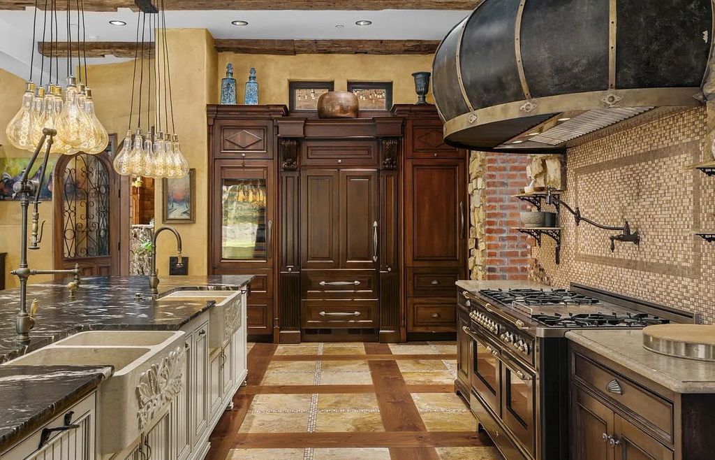 The Estate in Portland is a luxurious home fully furnished with vineyard and underground wine cellar now available for sale. This home located at 14125 NW Germantown Rd, Portland, Oregon; offering 06 bedrooms and 06 bathrooms with 13,000 square feet of living spaces.