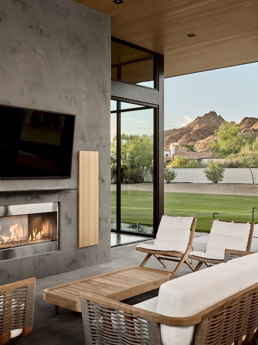 Rove House, Stunning Renovation Project in Arizona by The Ranch Mine