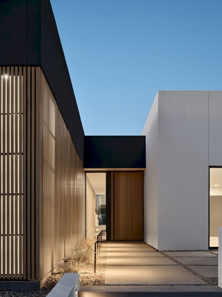 Rove House Stunning Renovation Project in Arizona by The Ranch Mine 24