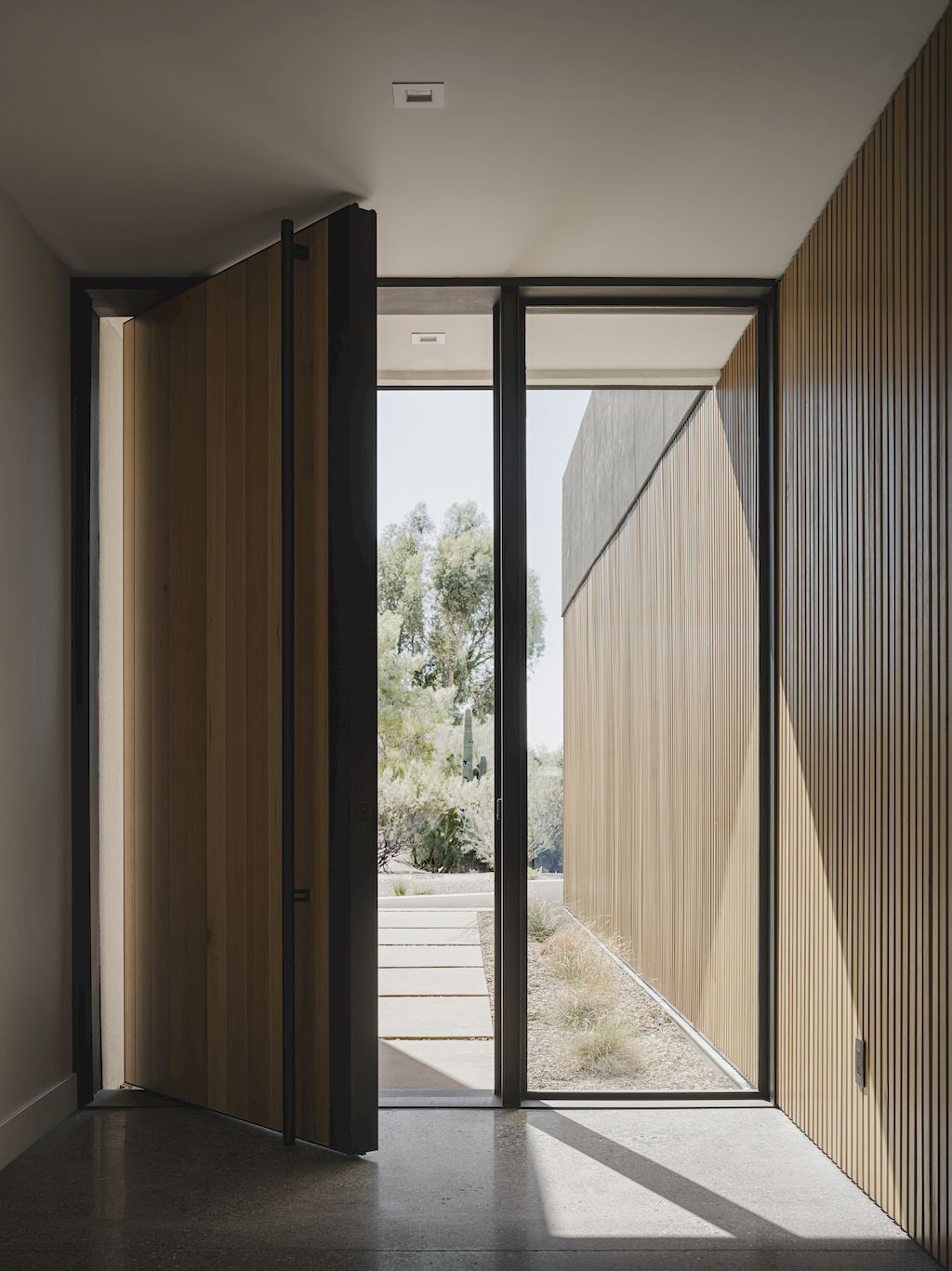 Rove House, Stunning Renovation Project in Arizona by The Ranch Mine