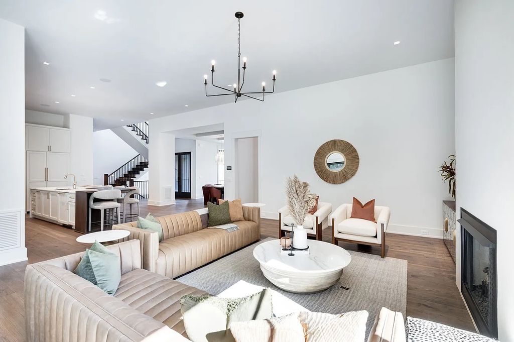 The House in Nashville has a main level master, secondary bedroom, and office along with all the elegant modern touches, now available for sale. This home located at 6523 Currywood Dr, Nashville, Tennessee
