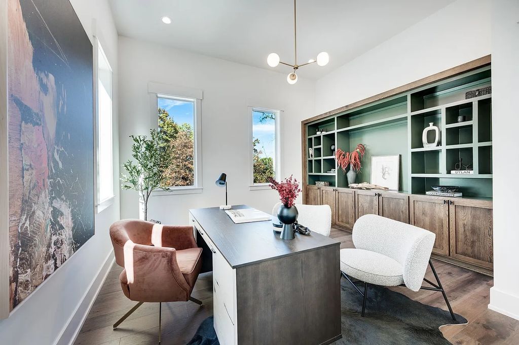 The House in Nashville has a main level master, secondary bedroom, and office along with all the elegant modern touches, now available for sale. This home located at 6523 Currywood Dr, Nashville, Tennessee