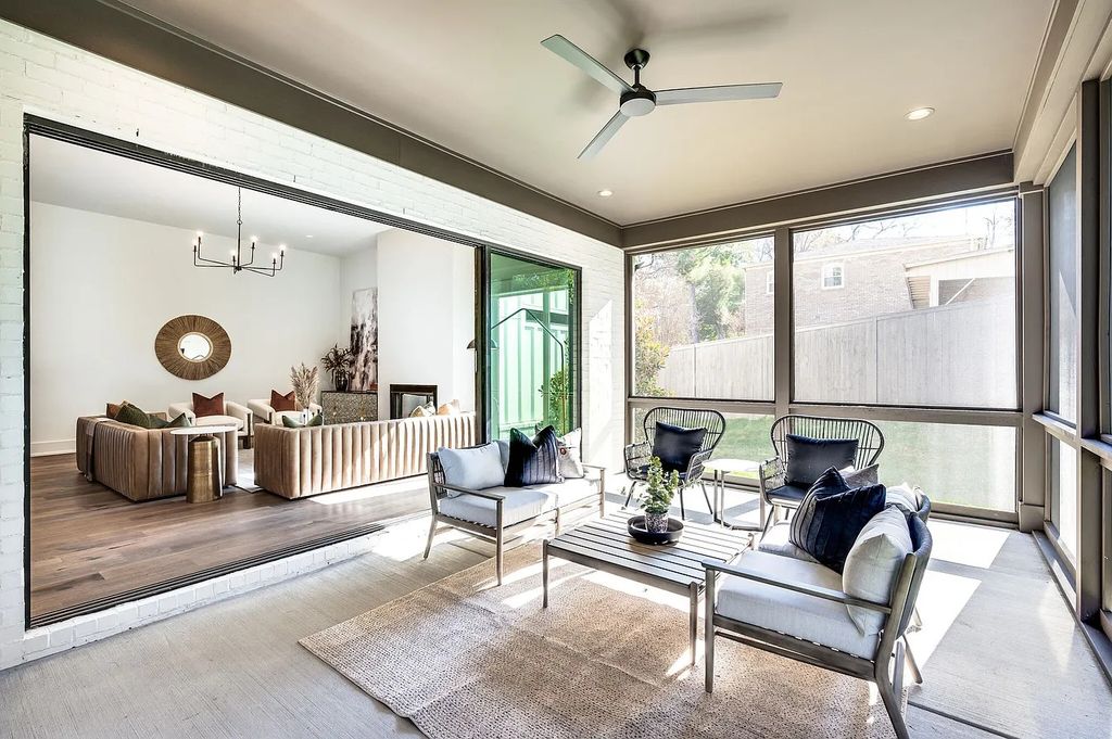 The House in Nashville has a main level master, secondary bedroom, and office along with all the elegant modern touches, now available for sale. This home located at 6523 Currywood Dr, Nashville, Tennessee