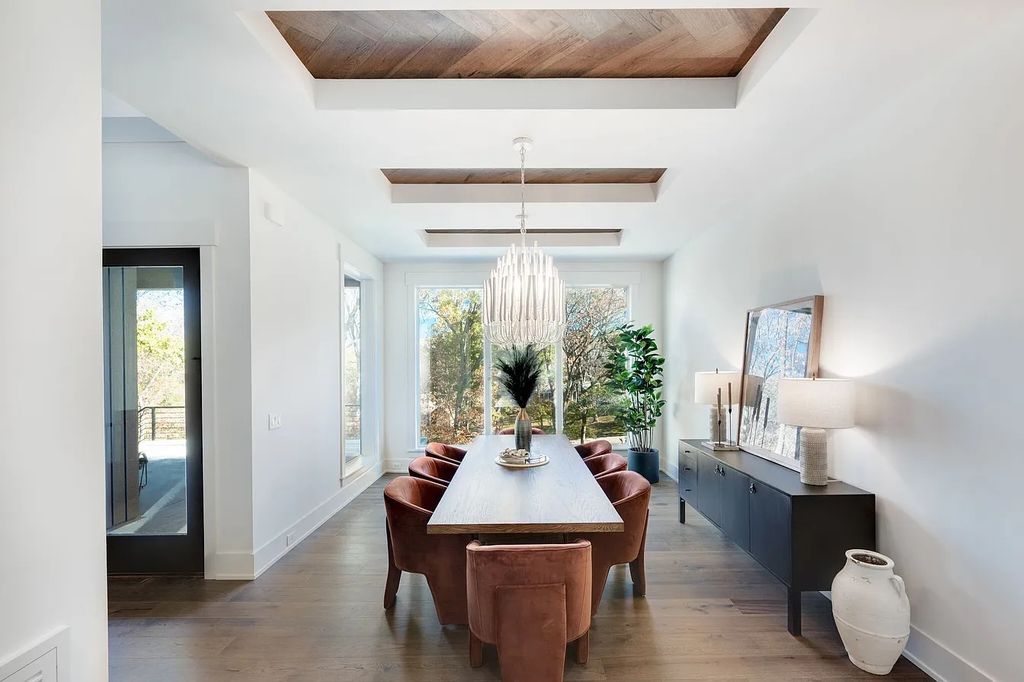 The House in Nashville has a main level master, secondary bedroom, and office along with all the elegant modern touches, now available for sale. This home located at 6523 Currywood Dr, Nashville, Tennessee