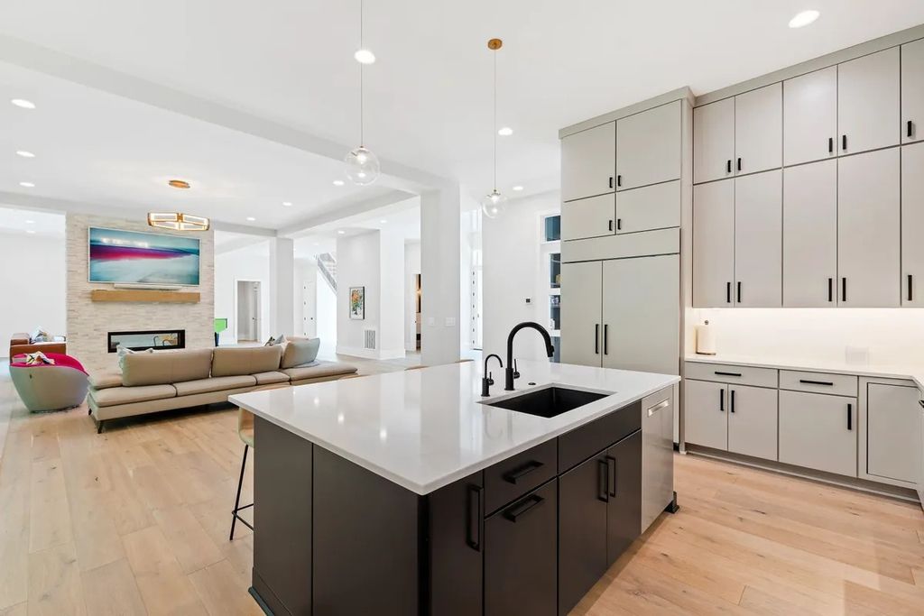 The Estate in Raleigh is a luxurious home featuring open-concept with natural light and expansive windows throughout now available for sale. This home located at 7145 N Ridge Dr, Raleigh, North Carolina; offering 04 bedrooms and 05 bathrooms with 5,702 square feet of living spaces. 