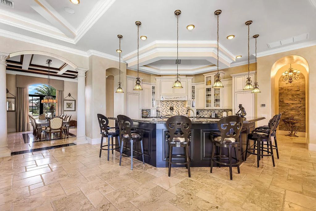 590 S Heathwood Drive, Marco Island, Florida is an elegant and refined estate in an ideal location close to Marco Beach, Winterberry and Mackle Park's, restaurants, and shopping.