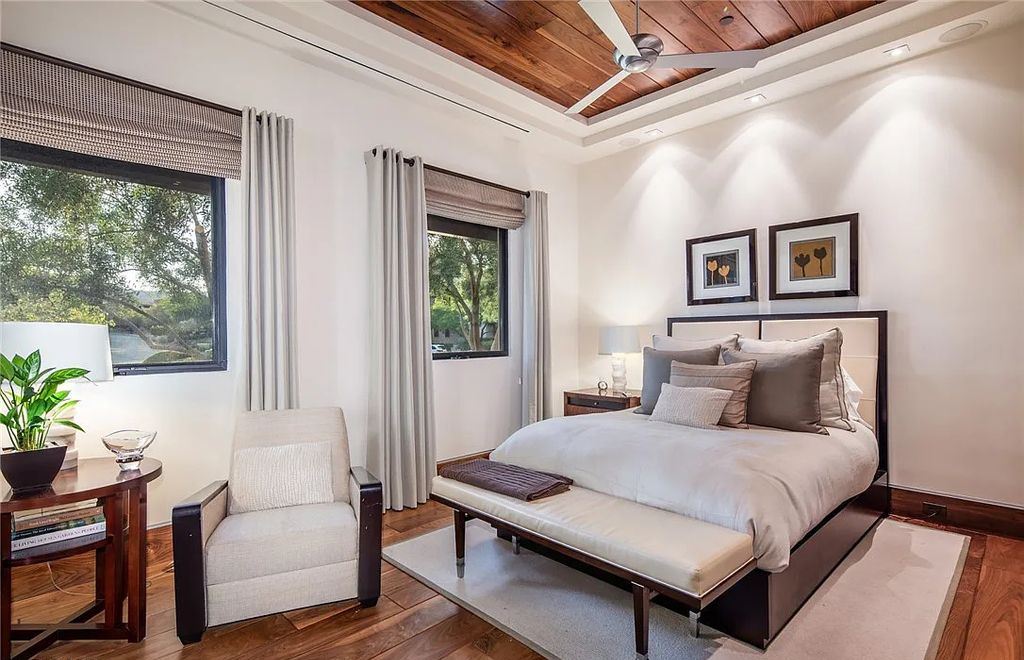 5 Promontory Ridge Drive, Las Vegas, Nevada is a desert contemporary masterpiece set on a cul-de-sac Ridge lot with unobstructed strip, city, mountain and golf course views comes with unparalleled quality of construction. 
