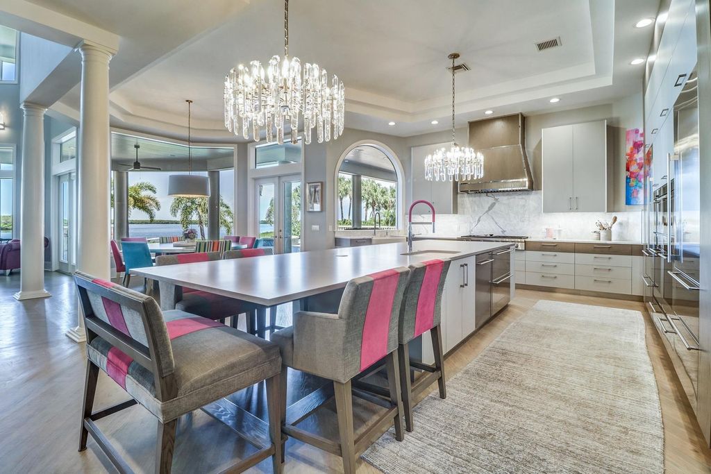 2131 Oceanview Drive, Tierra Verde, Florida is a resort-class estate with 276 feet of beautiful water on the Gulf of Mexico in the Westhore neighborhood, sits on manicured gated and recently fenced grounds with mature palms and landscaping.