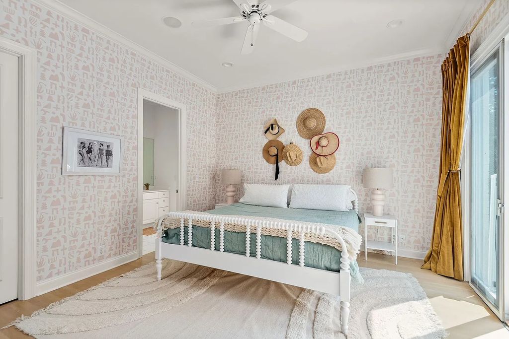 The Estate in Brentwood is a luxurious home situated on a picturesque cul-de-sac and recently added decorative features with chic now available for sale. This home located at 6205 Mapleton Ct, Brentwood, Tennessee; offering 05 bedrooms and 06 bathrooms with 6,442 square feet of living spaces. 