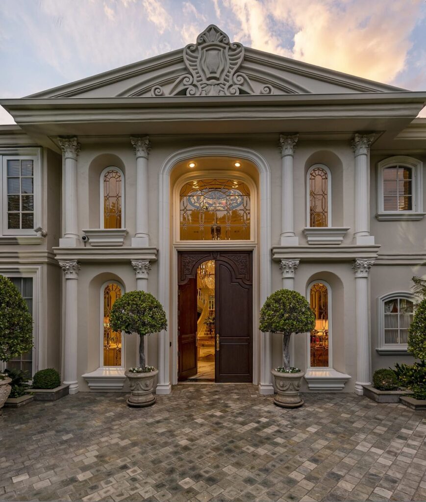 815 Cord Circle, Beverly Hills, California is a palatial residence sited on over a 1/2 acre with complete privacy, grounds are magical in every sense featuring a Roman style pool, fresco paintings and formal gardens.