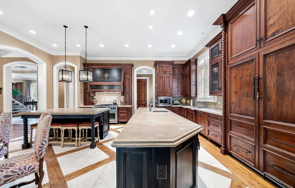 The Estate in Raleigh is a luxurious home located in a prime location in the heart of Raleigh now available for sale. This home located at 2301 White Oak Rd, Raleigh, North Carolina; offering 05 bedrooms and 09 bathrooms with 11,171 square feet of living spaces.
