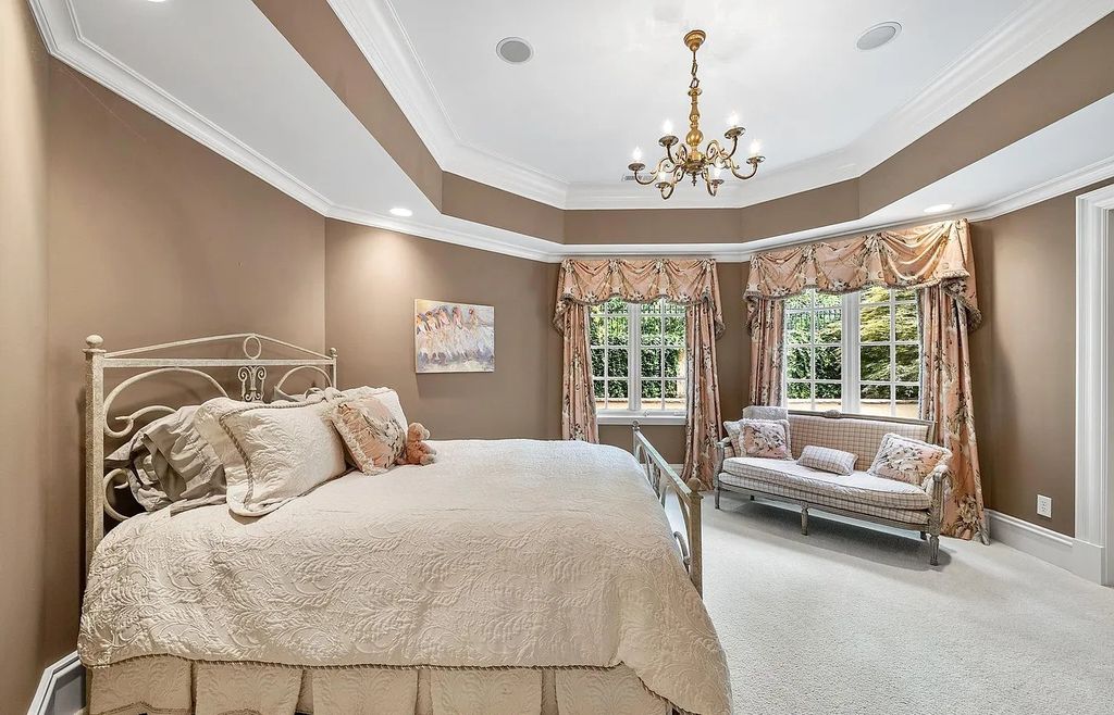 The Estate in Raleigh is a luxurious home located in a prime location in the heart of Raleigh now available for sale. This home located at 2301 White Oak Rd, Raleigh, North Carolina; offering 05 bedrooms and 09 bathrooms with 11,171 square feet of living spaces.