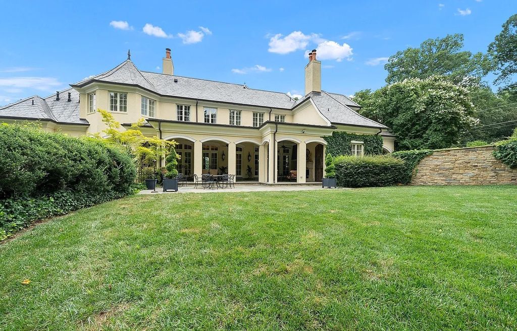 The Estate in Raleigh is a luxurious home located in a prime location in the heart of Raleigh now available for sale. This home located at 2301 White Oak Rd, Raleigh, North Carolina; offering 05 bedrooms and 09 bathrooms with 11,171 square feet of living spaces.