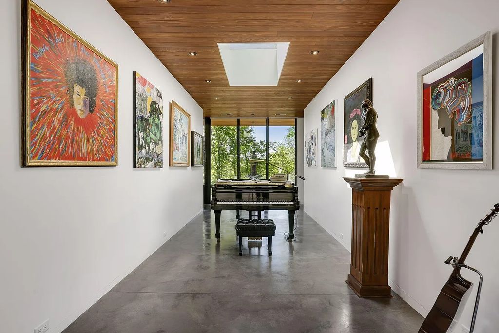 The Home in Bovey is Designed & built by an award-winning architect and master craftsmen, now available for sale. This home located at 29396 Cherokee Rd, Bovey, Minnesota