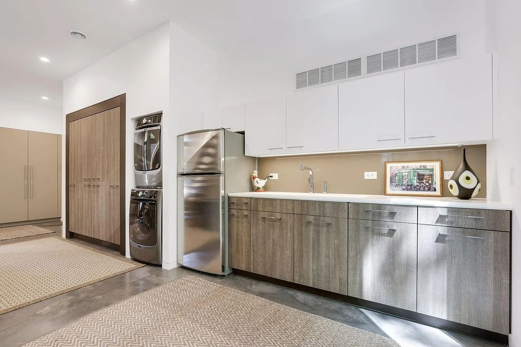 The Home in Bovey is Designed & built by an award-winning architect and master craftsmen, now available for sale. This home located at 29396 Cherokee Rd, Bovey, Minnesota