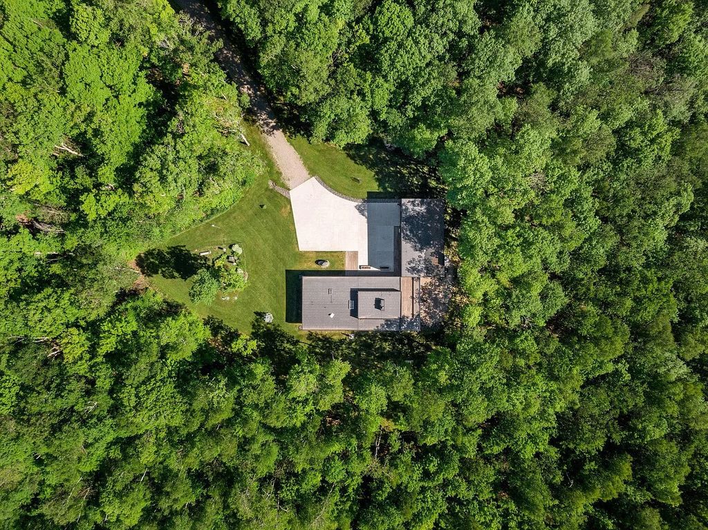 The Home in Bovey is Designed & built by an award-winning architect and master craftsmen, now available for sale. This home located at 29396 Cherokee Rd, Bovey, Minnesota