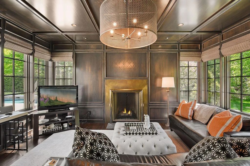 Thoughtfully Designed with Sightlines of Lake Minnetonka This Marvelous Home in Excelsior MN Seeks 7995000 24
